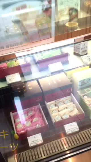 台湾旅行のお土産といったら「パイナップルケーキ」が定番 