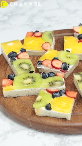 朝食におすすめ！フルーツオープンサンドの作り方