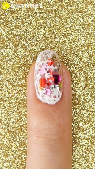 Beautiful Winter Snowflake Nails☆