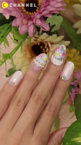 Frilly Floral Nails ♡ Cute for Spring 