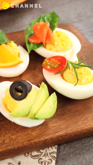 สลัดไข่เปิดหน้า