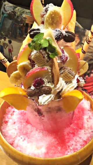 パーティにおすすめ！デカ盛りスイーツを食べてきました♫