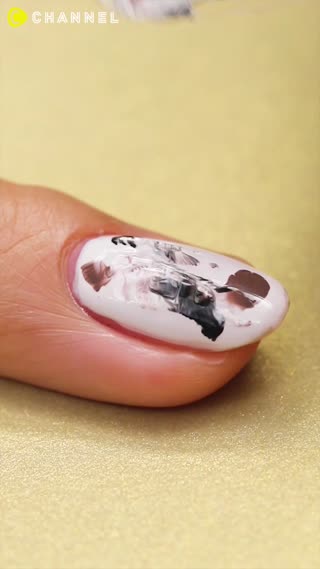 Simple Marble Nail