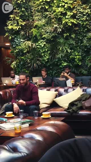 【ニューヨーク最新情報】光が差し込むすてきなカフェDevoción