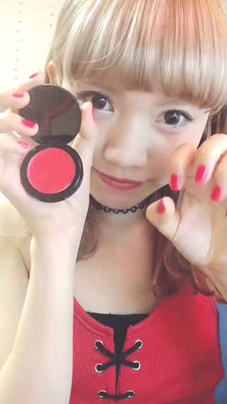 これ一つでチークとリップが完成！@血色感メイク