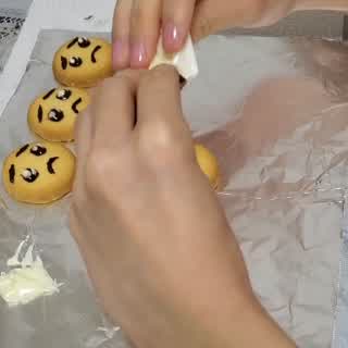 デコレーションでぴえんクッキー