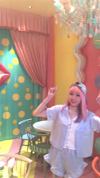 香港モデル、エバ・チェンちゃんがKAWAII MONSTER CAFEをレポート