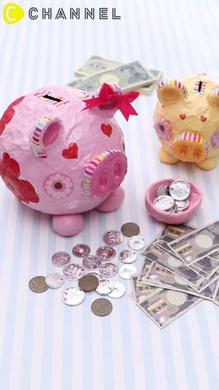 ลูกหมูอู๊ด ออมสินน่ารักจากเปเปอร์มาเช่ 