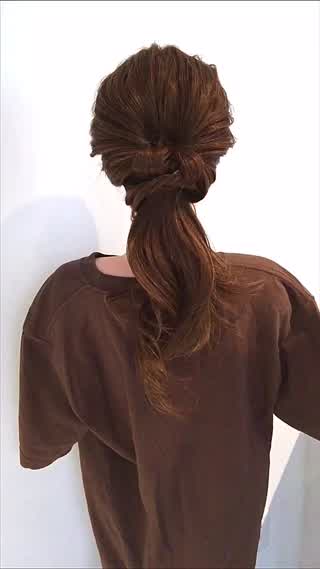 まだまだありますヘアゴム1本‼️オシャレ見えの簡単ハーフアレンジです‼️