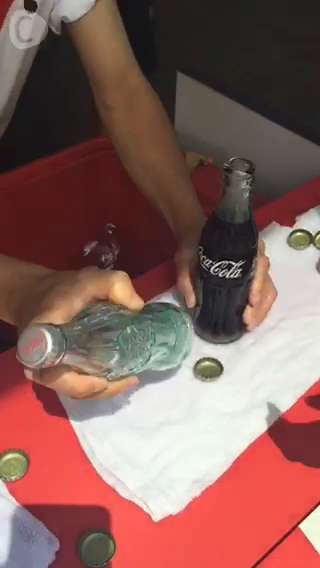 100周年を記念して、【コカ・コーラボトルアートツアー】が六本木 で開催中☆