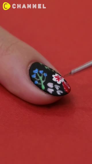 Retro Pop Embroidery Nail