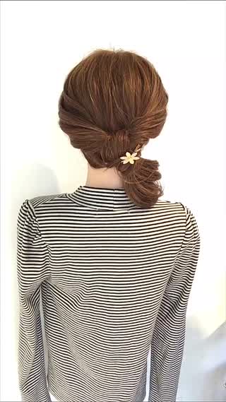 逆くるりんぱが便利‼️簡単に出来ちゃうサイドダウンアレンジです‼️