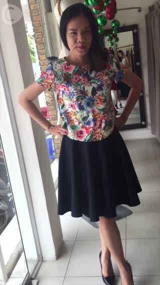 【ベトナム最新情報】花柄トップスとフレアスカートコーデ