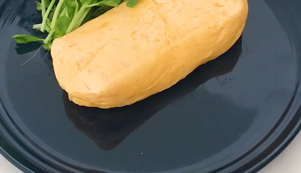 袋のままレンジでできる！ふわたまオムレツ〜4種のチーズ味〜 | C CHANNEL