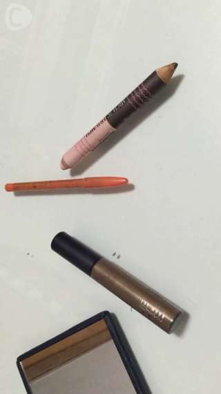 【インドネシア最新情報】毎日できる！簡単眉毛の書き方！