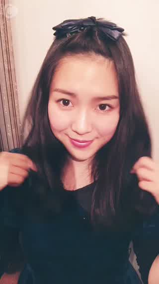 スカートコーデにピッタリ リボンバレッタのヘアアレンジ C Channel