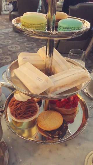 お姫さま気分でティータイム♡銀座ラデュレサロン・ド・テ