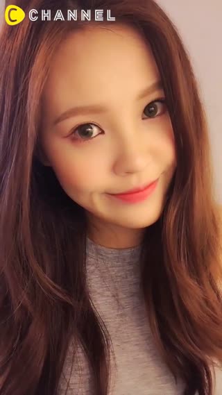 ハーフっぽい瞳に！！グリーン・カラコン