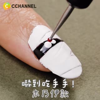 嚇到吃手手！木乃伊款