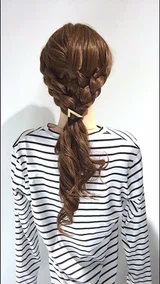 四つ編みが可愛い‼️おしゃれ女子向けの四つ編みポニーテールです‼️