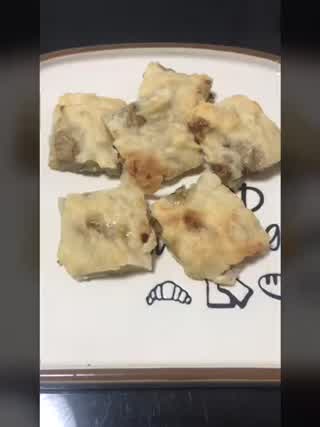 【簡単ヘルシー】材料と工程がたった4つ！！バナナケーキの作り方＼(^^)／