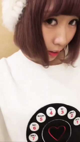 まこちょのBUBBLESのスウェット素材ワンピコーデ