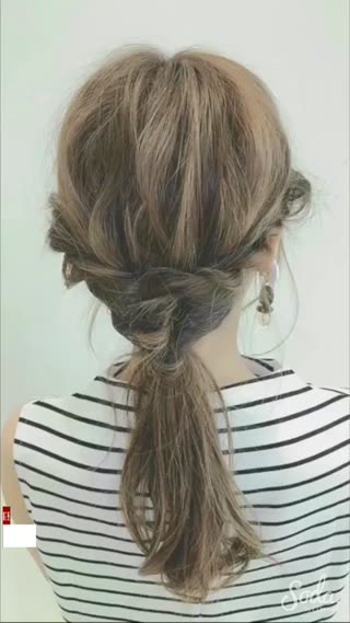 ツイストとくるりんぱだけ！簡単大人ポニーテール