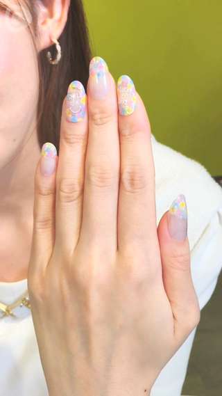 簡単にできる！クリアネイルをクレヨンで作ってみよう　前編