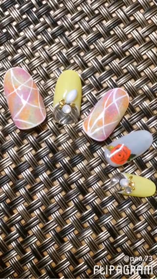 リクエスト：美女と野獣のベル風ネイル