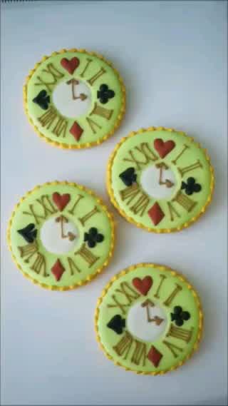 時計の文字を描いてみました♪