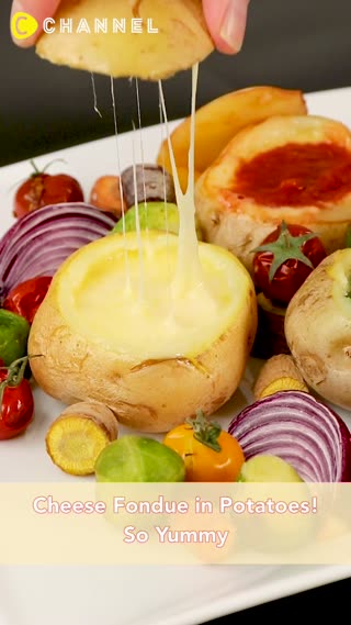 Cheese Fondue in Potatoes! So Yummy😋