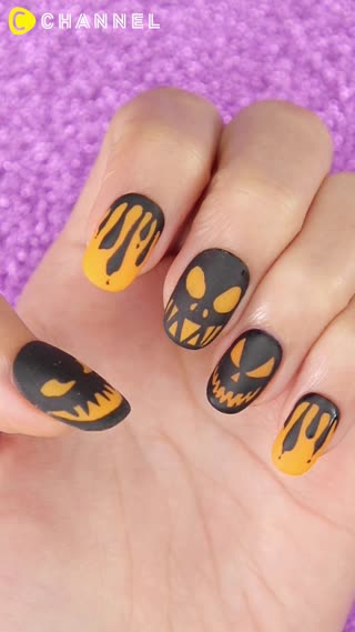 Happy Halloween! Pumpkin nail