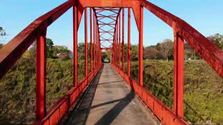 空撮女子 ドローンで印旛沼 市井橋を撮影する