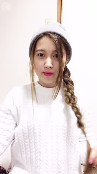 ヘアアレンジシリーズ♪ニット帽に似合う簡単ヘアアレンジ★