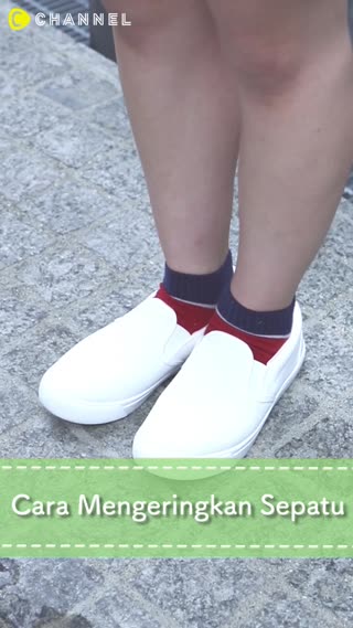 Cara Mengeringkan Sepatu