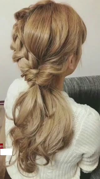 斜めりんぱでおしゃれローポニーテール