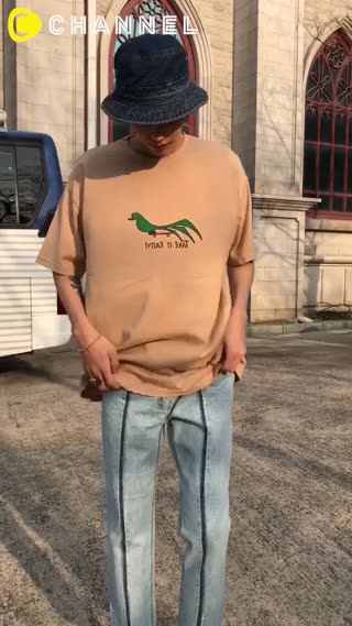 【韓国ファッション情報】ルーズすぎないビッグTシャツコーデ