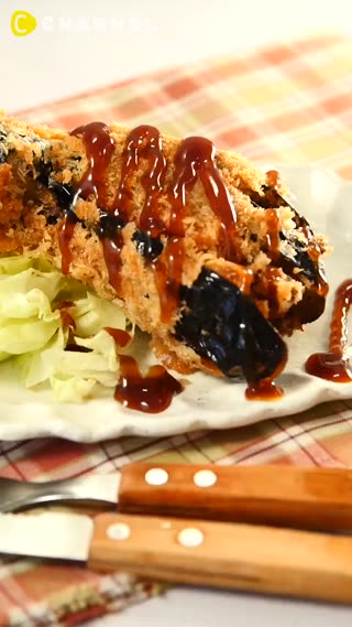 咬勁十足！完整使用一整根茄子的炸火腿