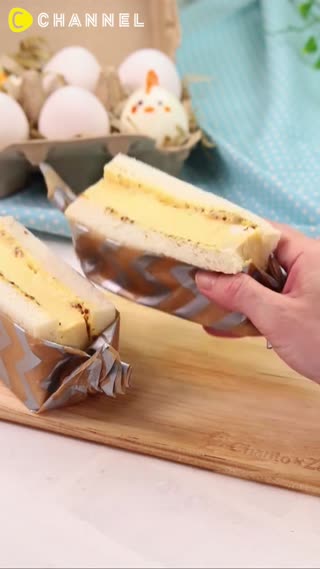 แซนวิชไส้ไข่ฟูหนานุ่มจากไมโครเวฟ